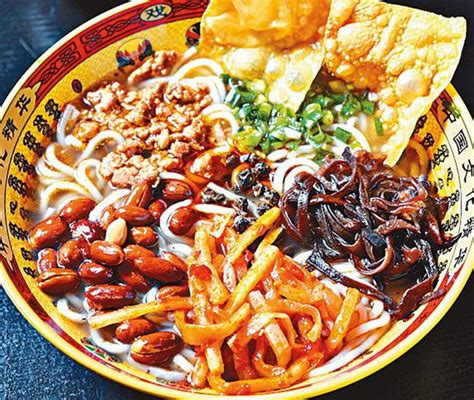 Stepping into the World of Chinese Magic Noodle Artisans